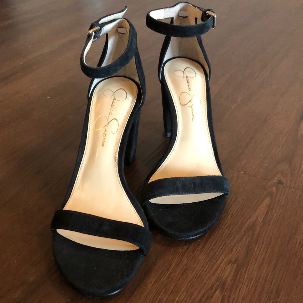 Jessica Simpson Black heels